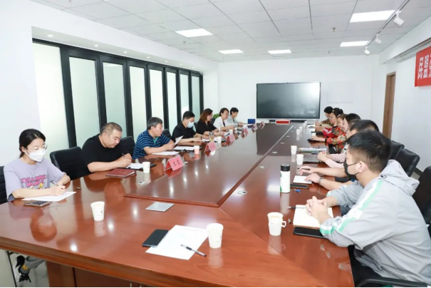 民盟威尼斯人娱乐城支部召开换届会议