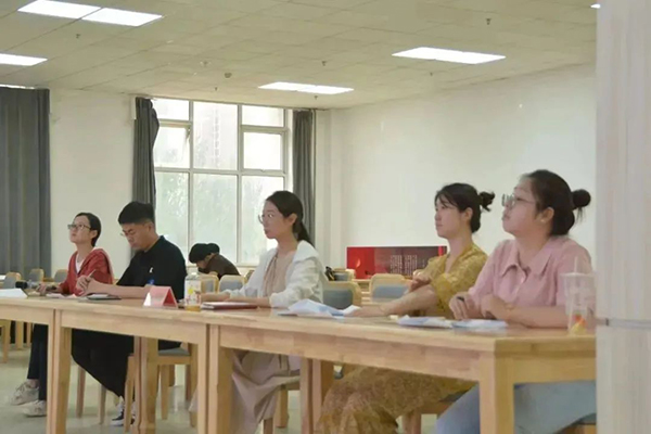 我院学生踊跃投身“大学生志愿服务西部计划”